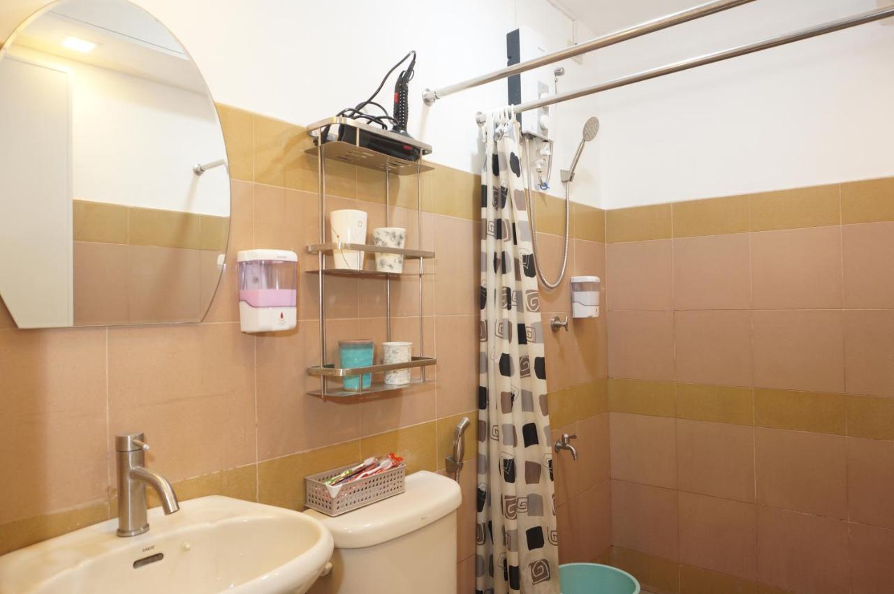 Mint Homes In Cev Mansion Манила Екстериор снимка